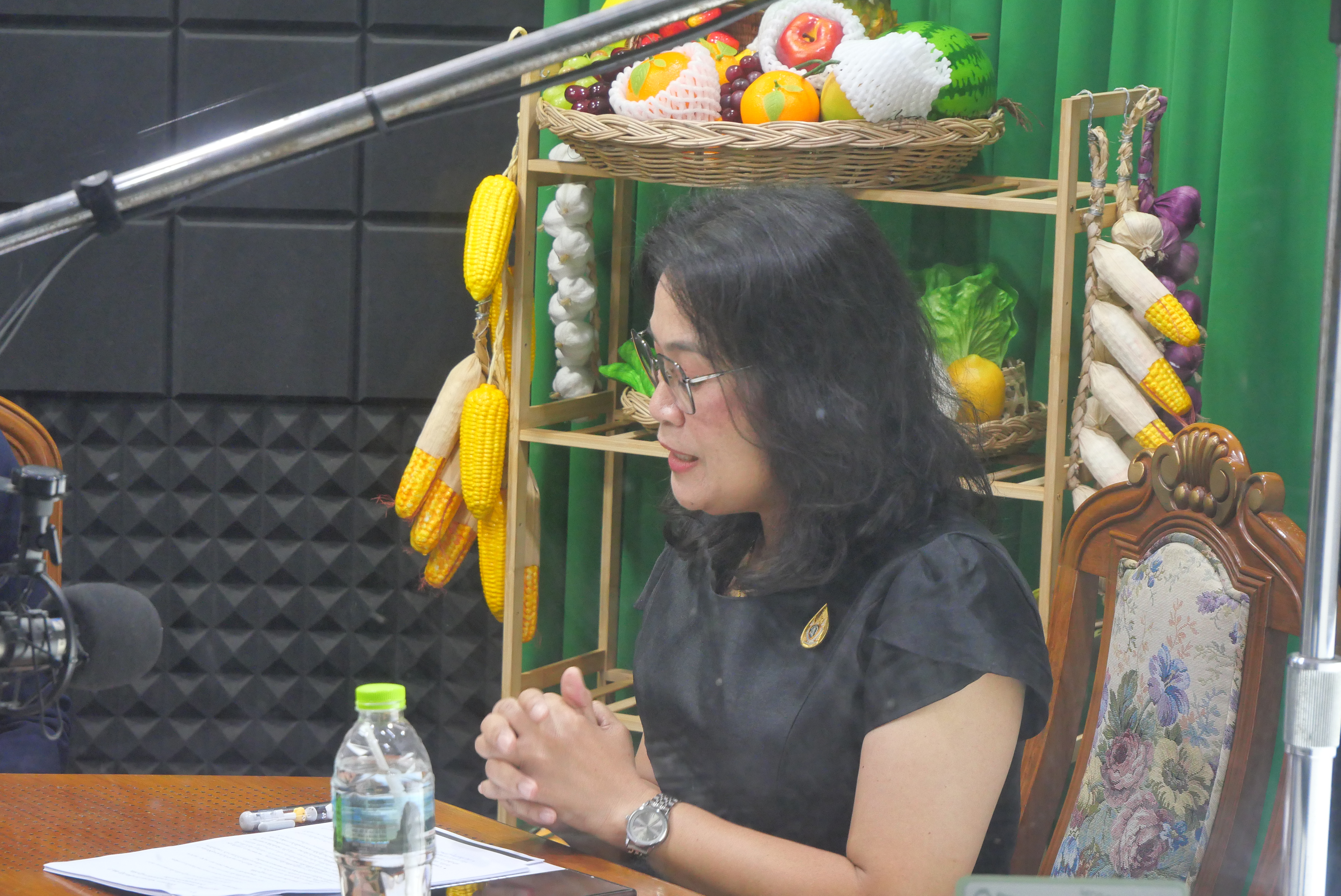 title - ส.ป.ก. ร่วมรายการ คลับเกษตร (อยากรู้ ต้องได้รู้) ซีซั่น 2 ทางสถานีวิทยุกระจายเสียงเพื่อการเกษตร AM 1386 kHz 